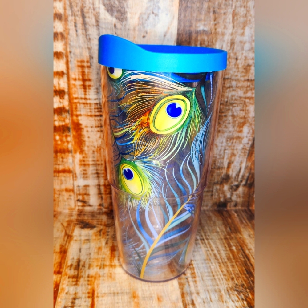 TERVIS Insulated Tumbler Peacock Feathers 24oz Plastic Travel Cup W/ Blue Lid